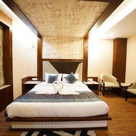 Square Inn Hotel,Varanasi Esterno foto