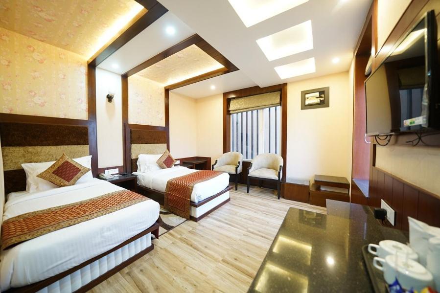 Square Inn Hotel,Varanasi Esterno foto