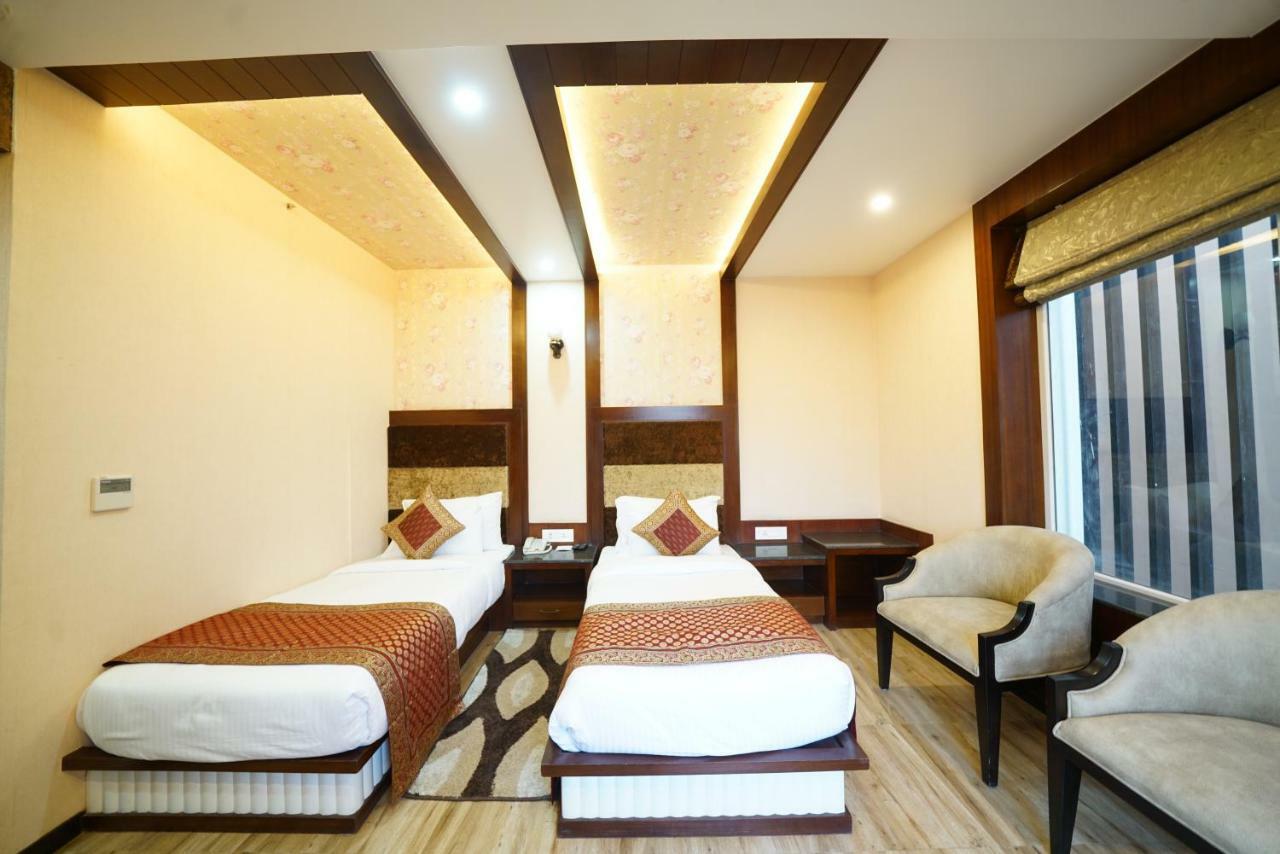 Square Inn Hotel,Varanasi Esterno foto